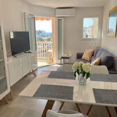 Apartment Newly Renovated Aircond-Wifi-Pool-Sea View-150M To Beaches- Saint Aygulf Bagian luar foto